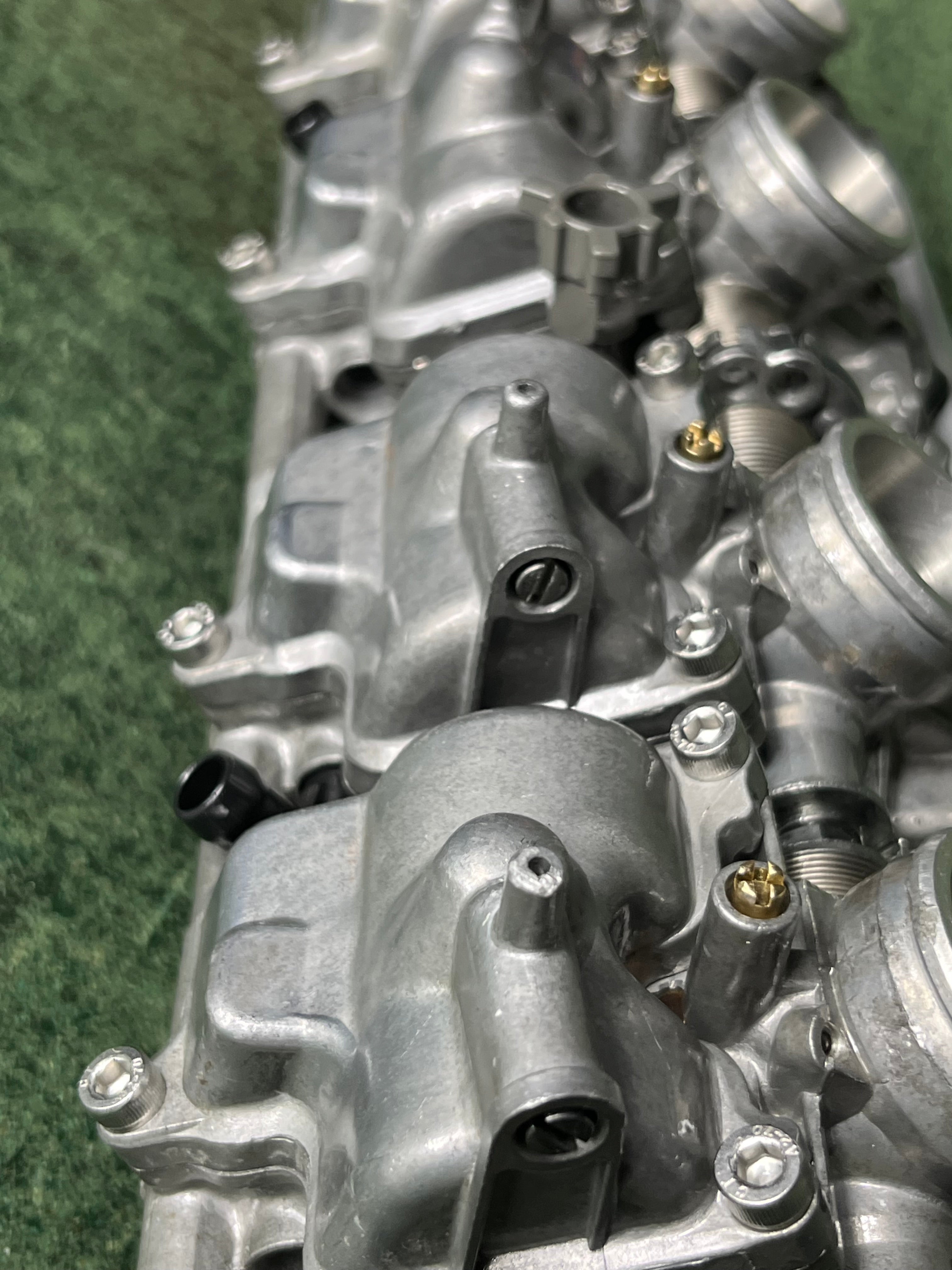 Four Bank Roundslide & CV Carburettors