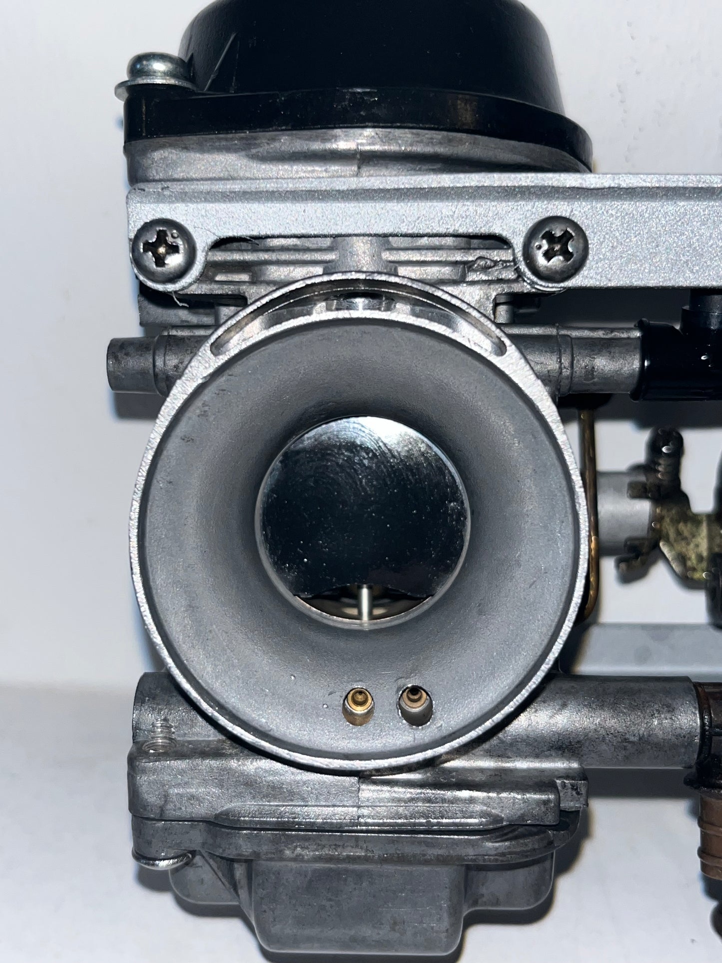 The Showroom Package Twin Carbs