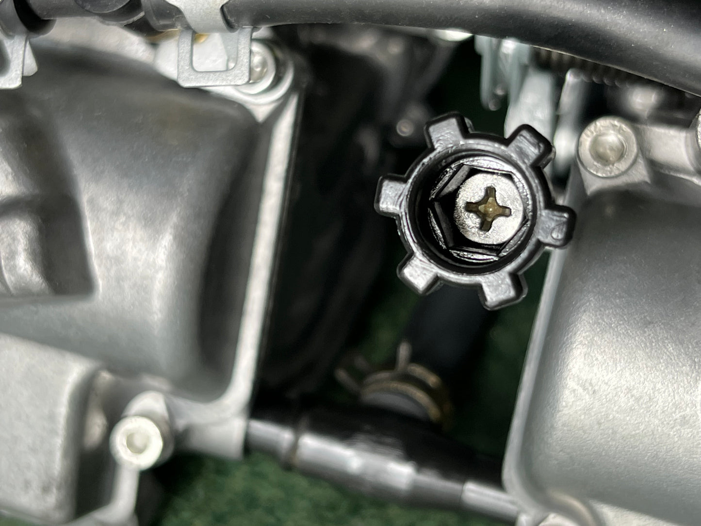 Kawasaki ZZR600/ZX6R Carburettors “The Showroom Package” Stock Setup With Trumpets