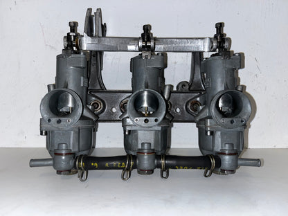 Triple carburettors