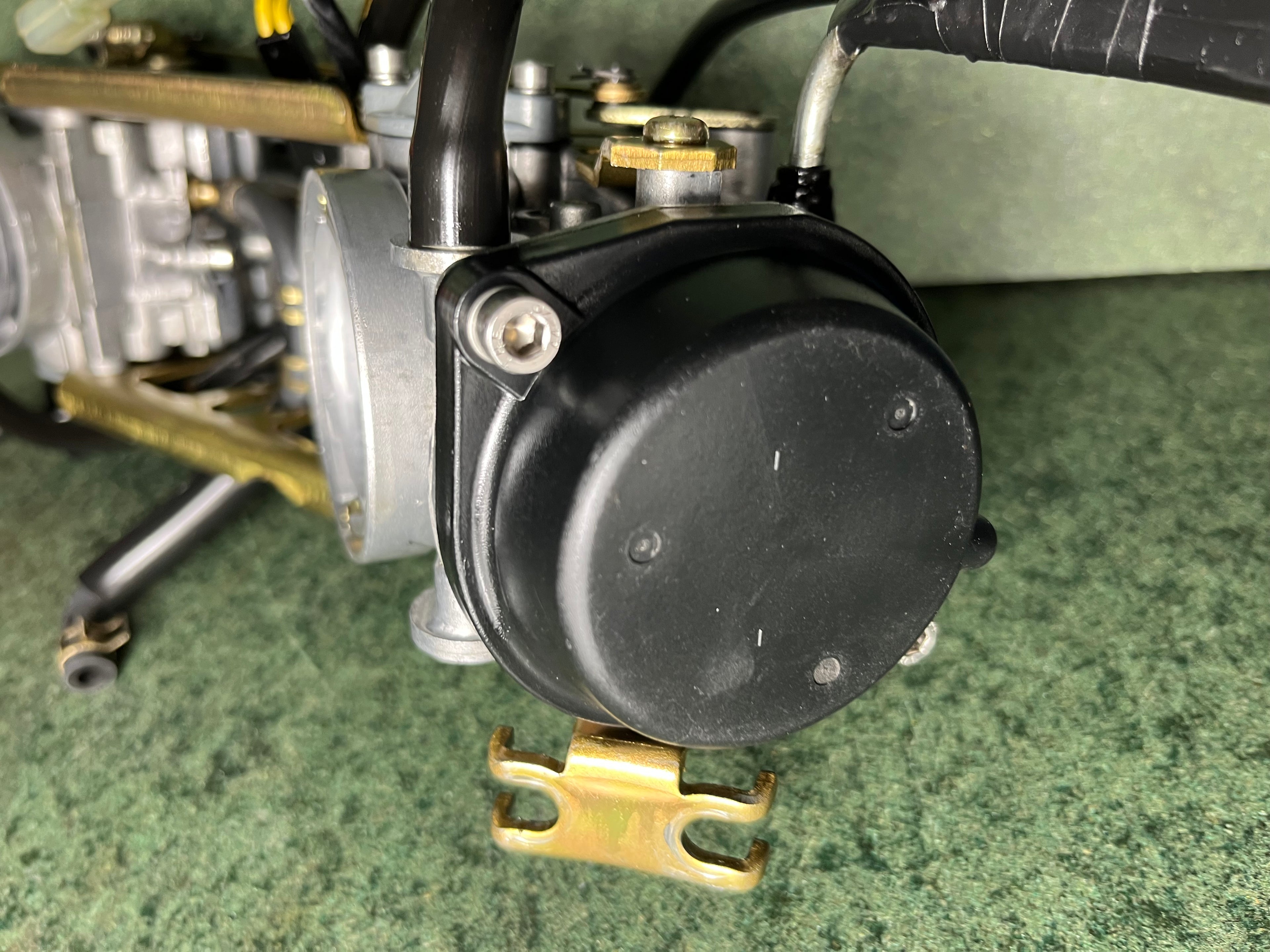 Twin Roundslide & CV Carburettors