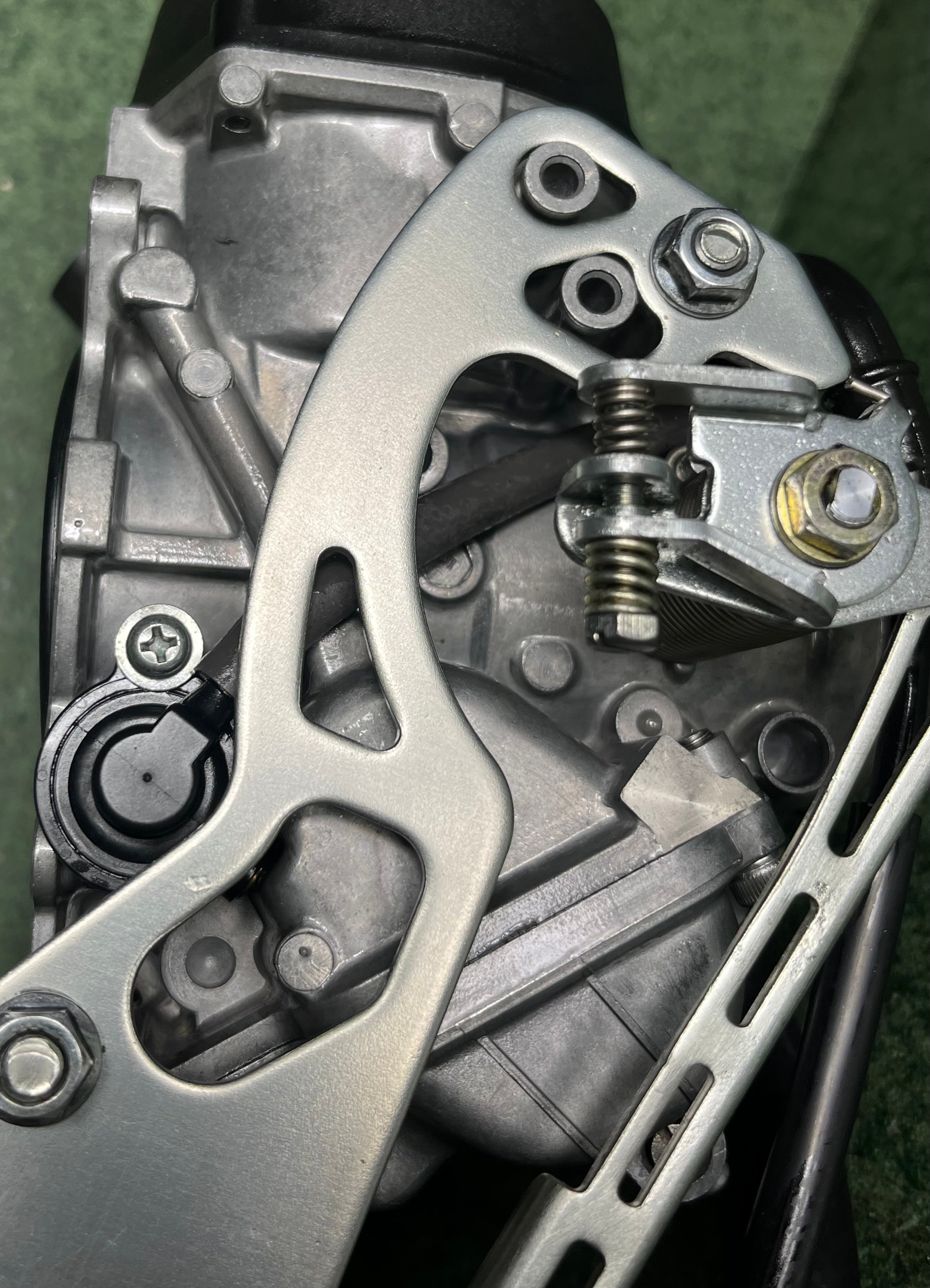 Twin Roundslide & CV Carburettors