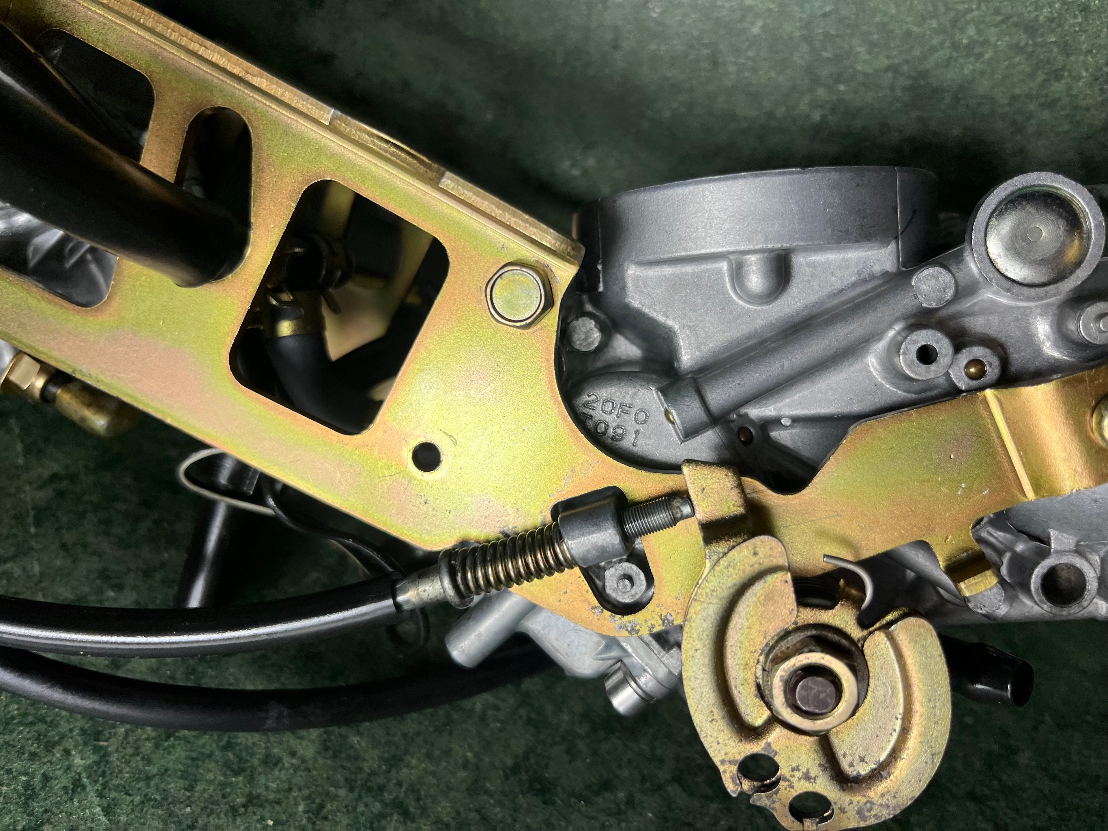 Twin Roundslide & CV Carburettors