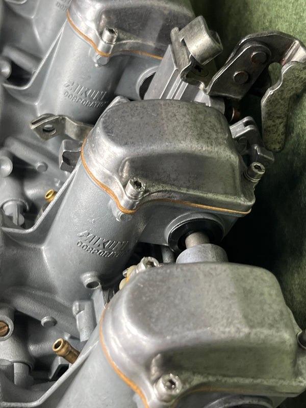 Four Bank Roundslide & CV Carburettors