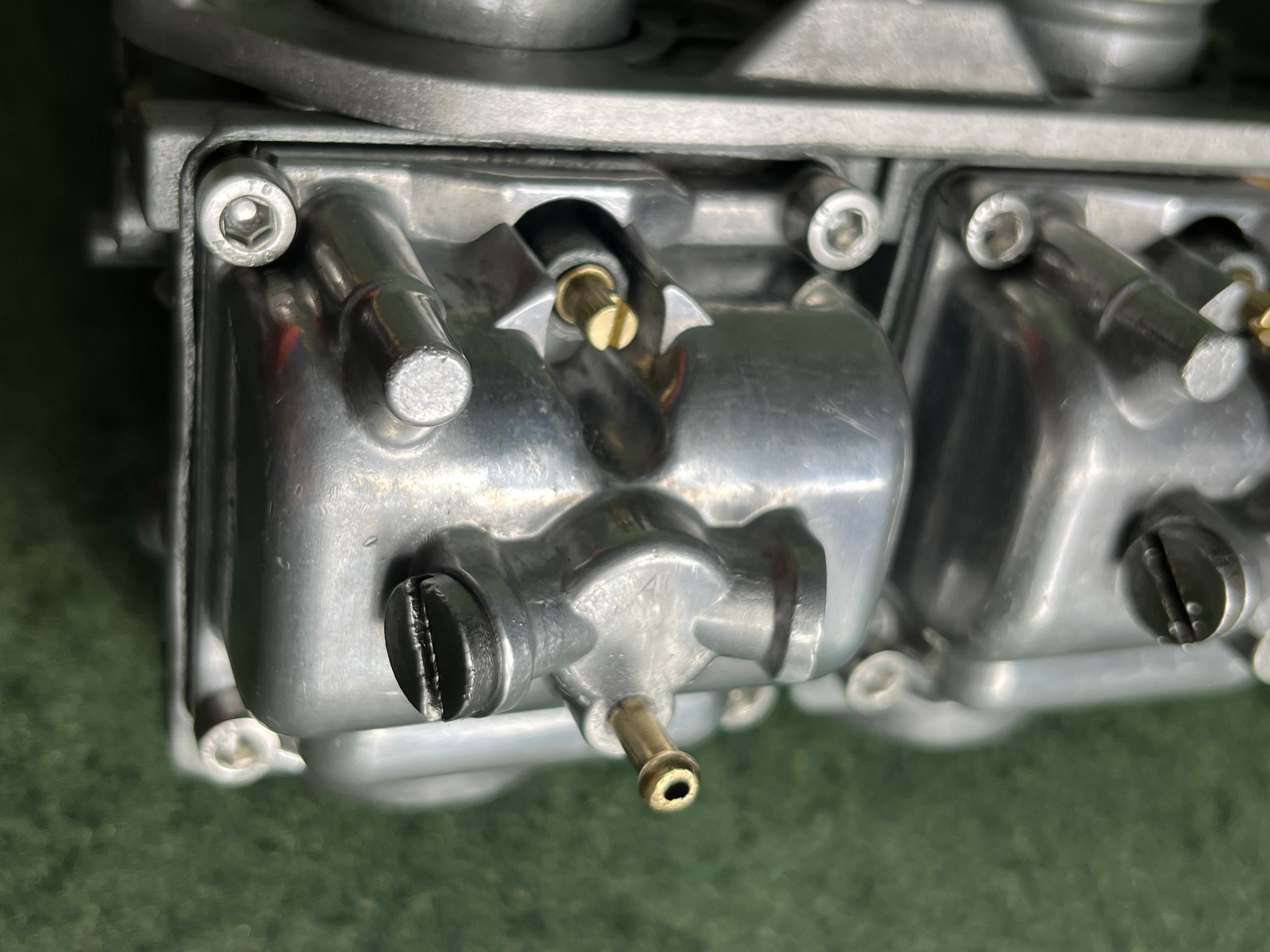 Four Bank Roundslide & CV Carburettors