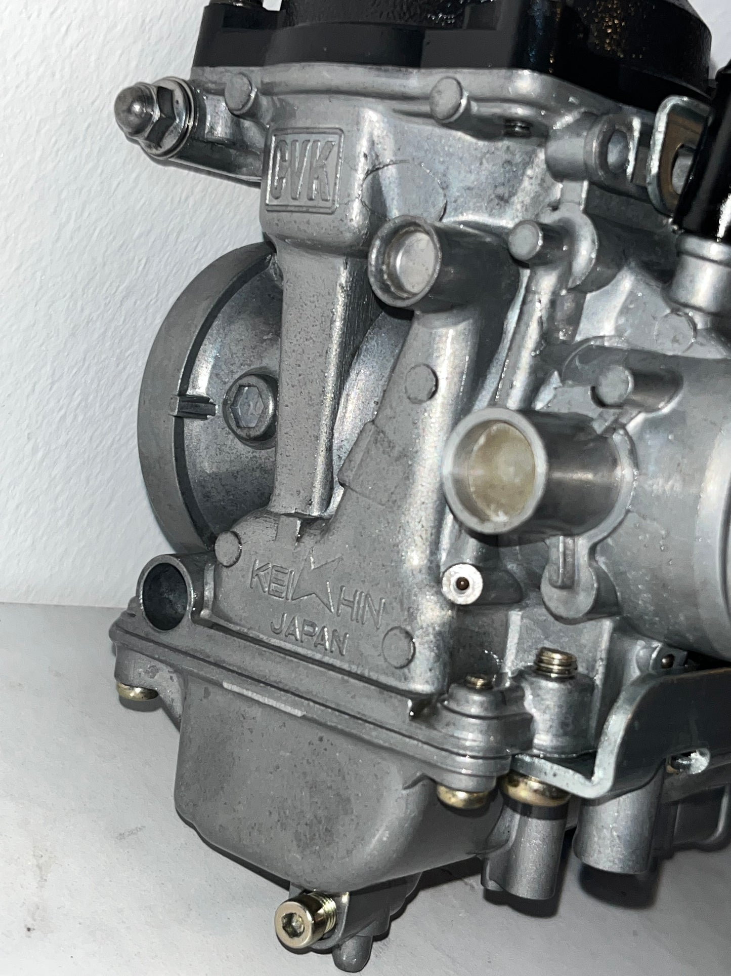 The Showroom Package Triple Carbs