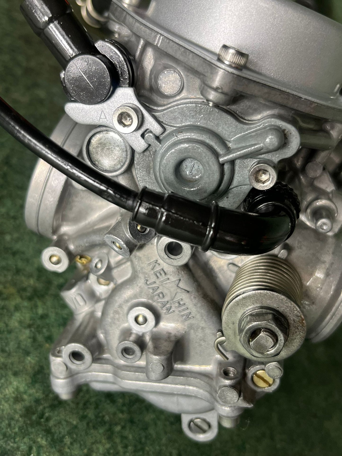 Twin Roundslide & CV Carburettors