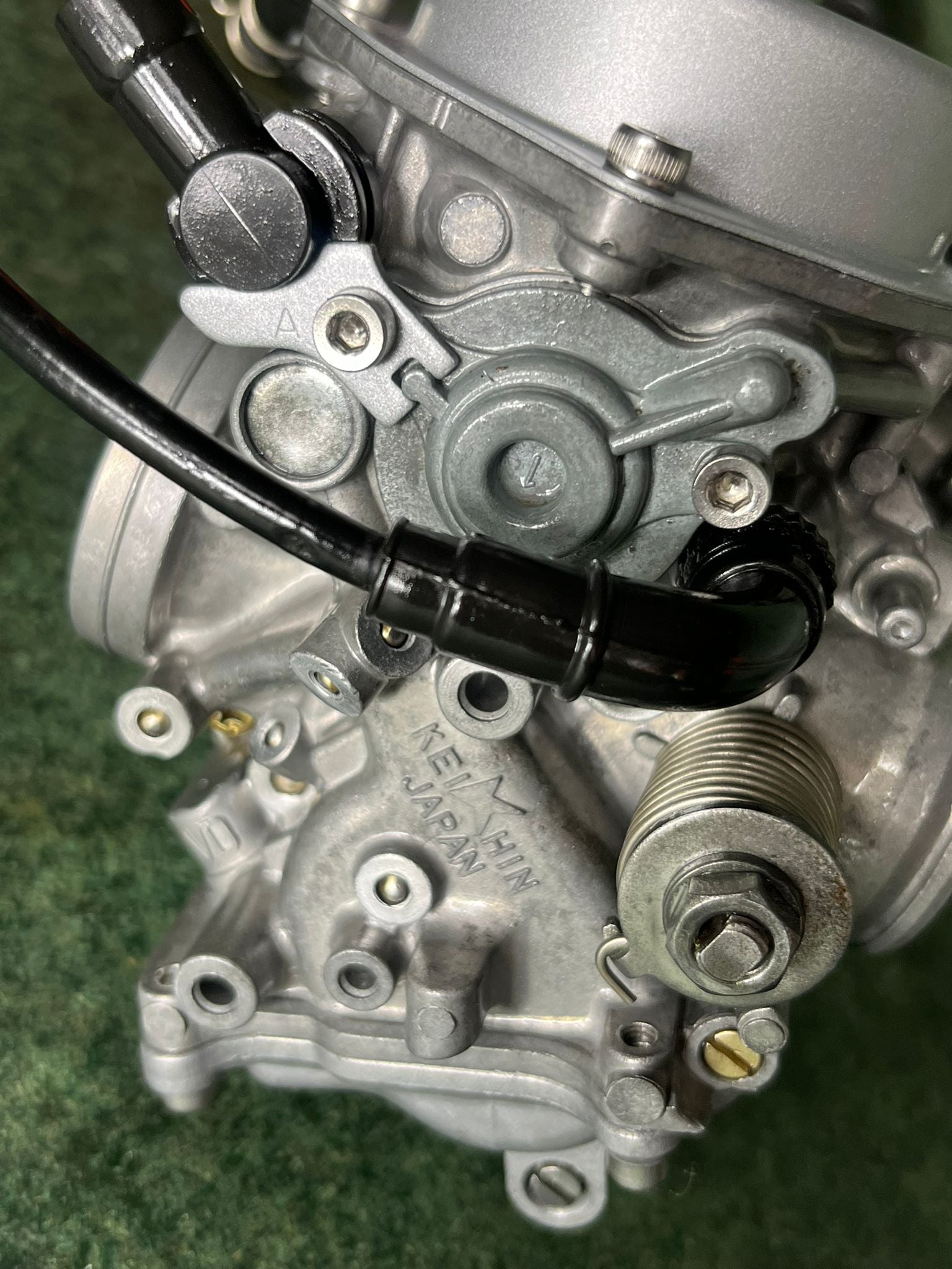 Twin Roundslide & CV Carburettors