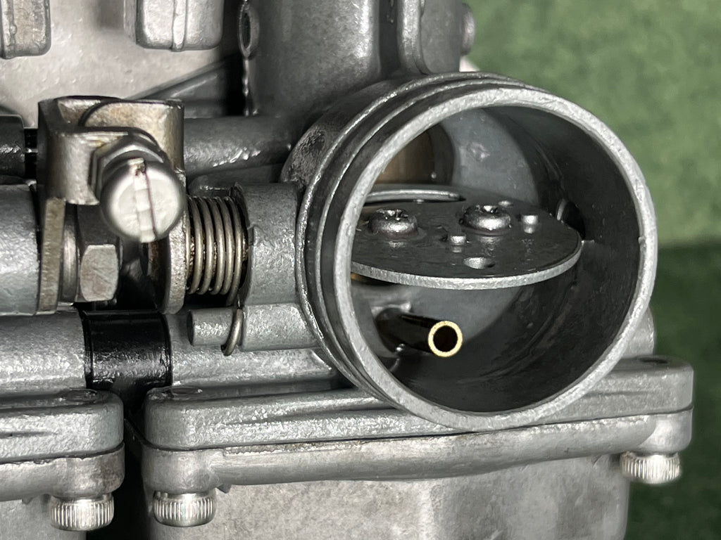 The Showroom Package Single Roundslide & CV Carb