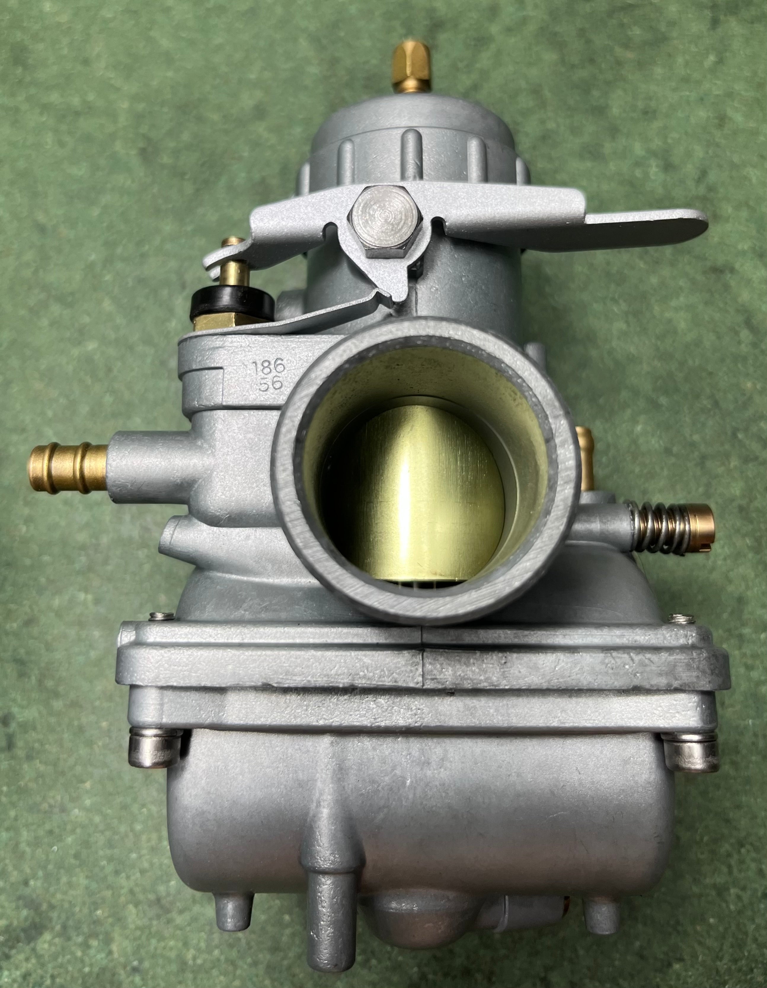 The Showroom Package Twin Roundslide & CV Carbs