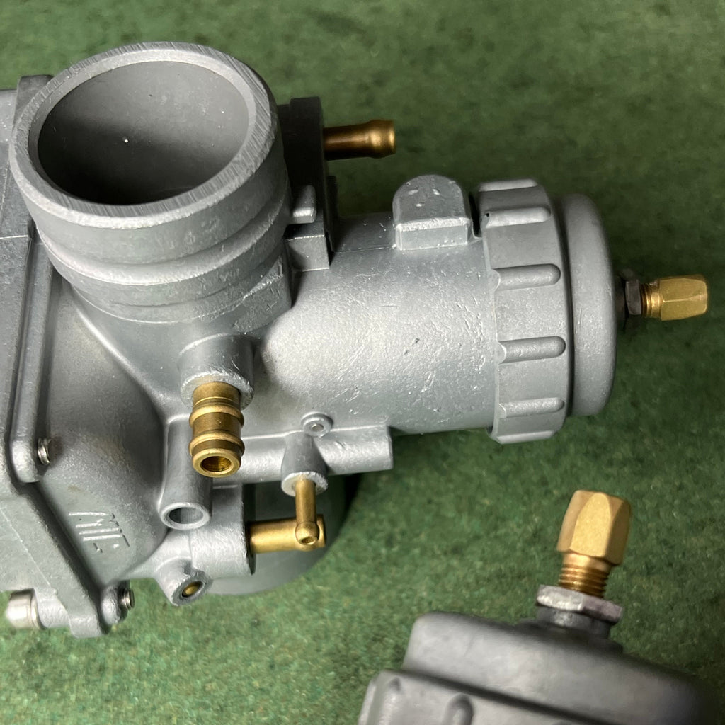 The Showroom Package Single Roundslide & CV Carb