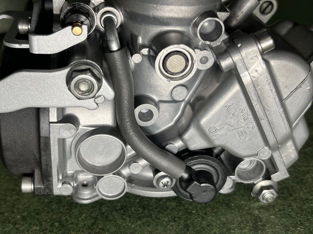 The Showroom Package Inline 4 Roundslide & CV Carbs