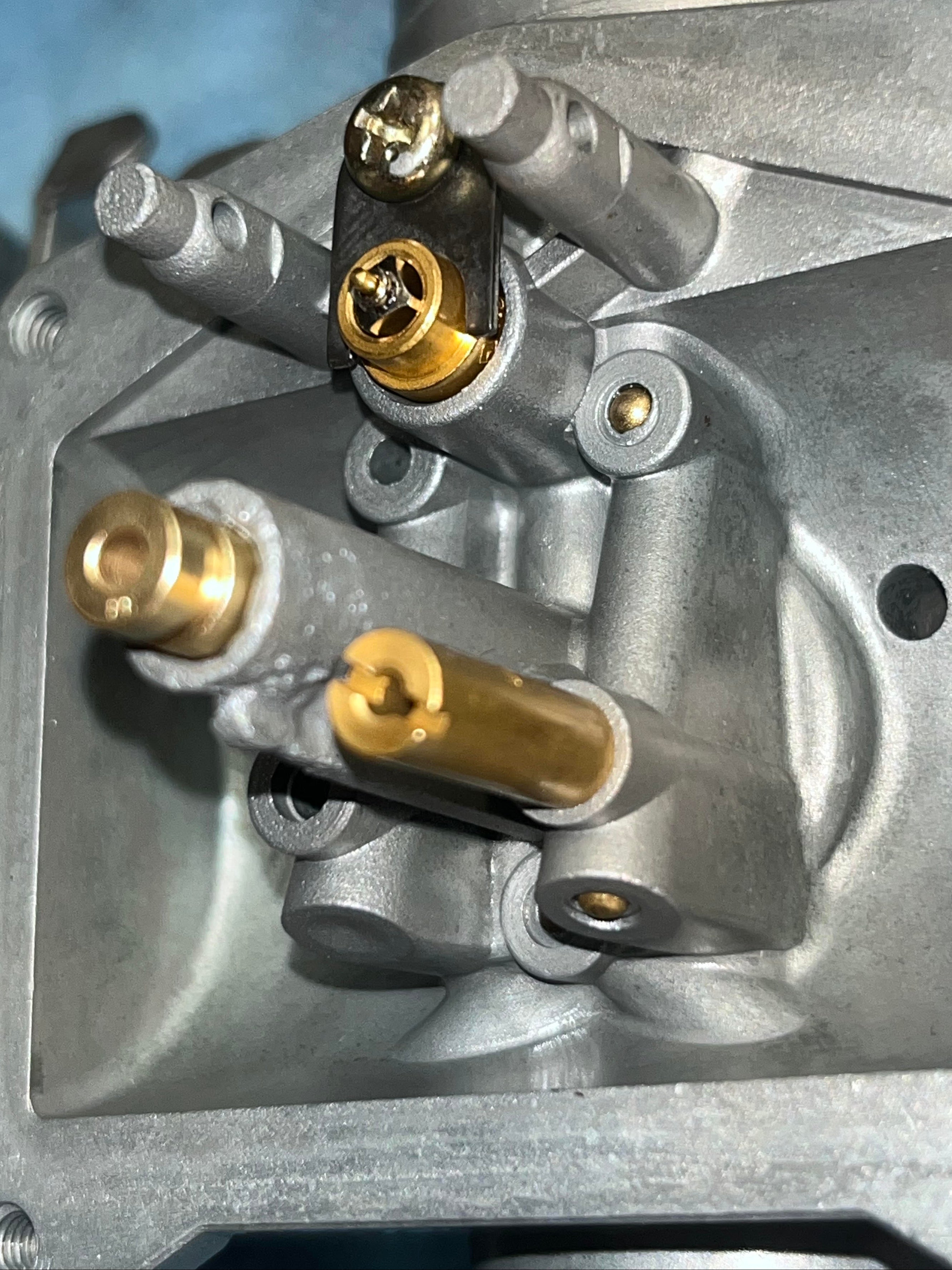 Vapour blasted carb internals with fresh carb rebuild kit